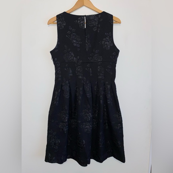 Floral Pleated Black Dress - Picture 3 of 6